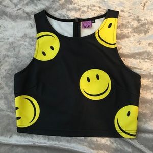 Everland Cropped Smiley Face Tank